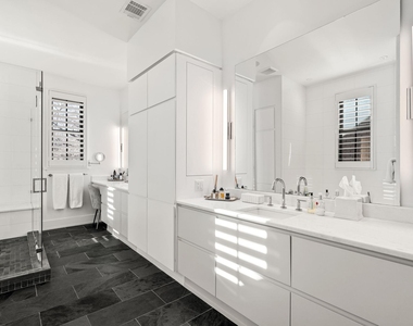 615 Harthan St - Photo Thumbnail 14