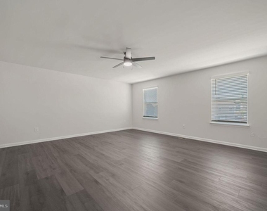 387 Mardella Drive - Photo Thumbnail 11