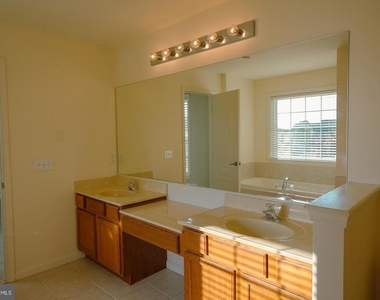 151 Redstone Court - Photo Thumbnail 22
