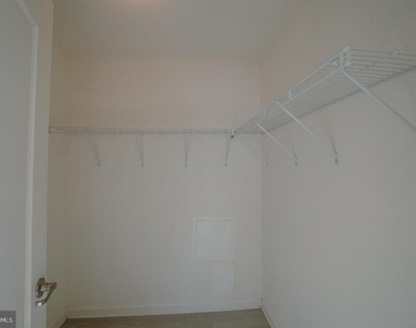 151 Redstone Court - Photo Thumbnail 19