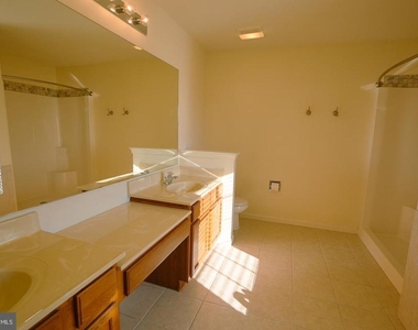 151 Redstone Court - Photo Thumbnail 20