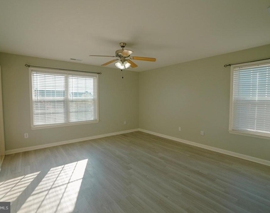 151 Redstone Court - Photo Thumbnail 17