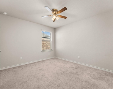 740 Aliso Trl - Photo Thumbnail 23