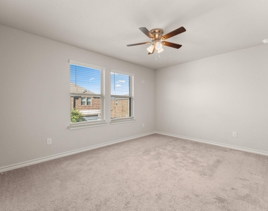 740 Aliso Trl - Photo Thumbnail 24