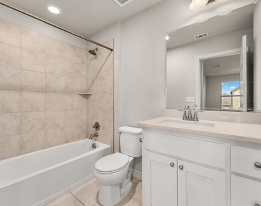 740 Aliso Trl - Photo Thumbnail 25