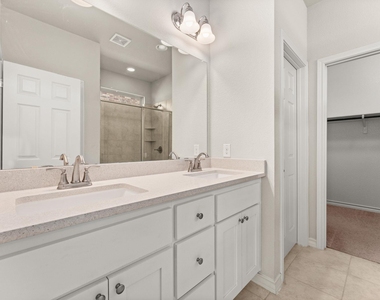740 Aliso Trl - Photo Thumbnail 17