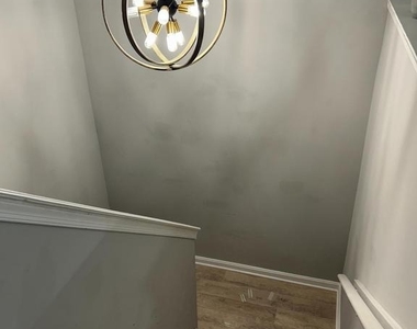 1932 3rd Street Ne - Photo Thumbnail 11