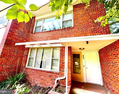 108 Varnum Street Ne - Photo Thumbnail 2