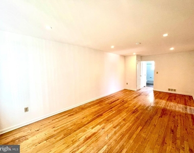 108 Varnum Street Ne - Photo Thumbnail 9