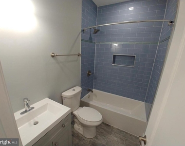 752 Lamont Street Nw - Photo Thumbnail 13