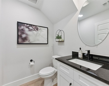 9304 Felix Sparke Dr - Photo Thumbnail 10