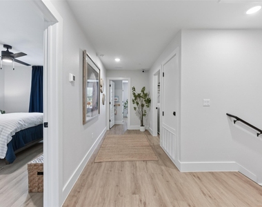 9304 Felix Sparke Dr - Photo Thumbnail 20