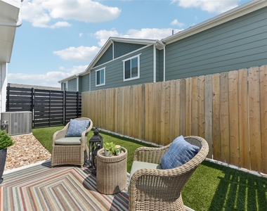 9304 Felix Sparke Dr - Photo Thumbnail 37