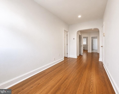 446 Mellon Street Se - Photo Thumbnail 6