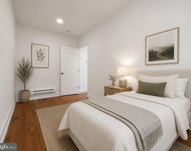 446 Mellon Street Se - Photo Thumbnail 2