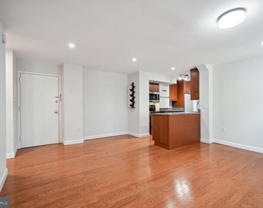 2440 16th Street Nw - Photo Thumbnail 7