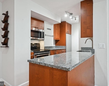 2440 16th Street Nw - Photo Thumbnail 1