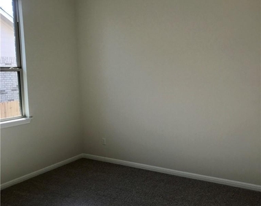 4232 Promontory Point Trl - Photo Thumbnail 18