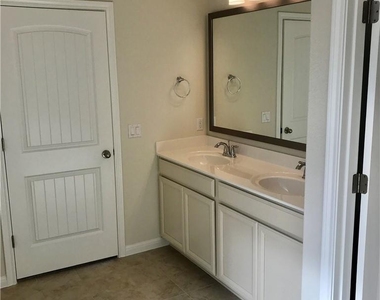 4232 Promontory Point Trl - Photo Thumbnail 17