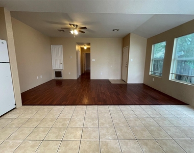 11241 Terra Loop Rd Rd - Photo Thumbnail 2