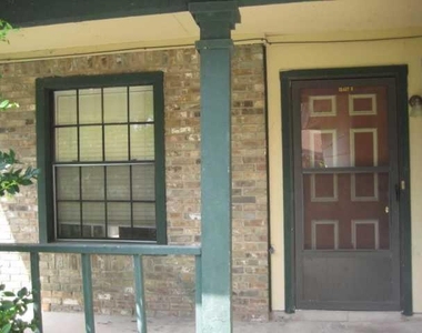 12407 Tree Line Dr - Photo Thumbnail 1