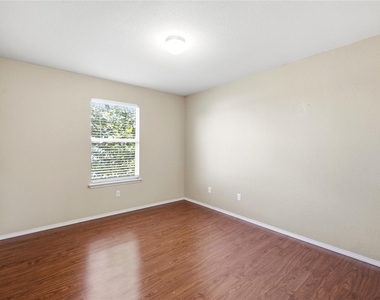 11525 Autumn Ash Dr - Photo Thumbnail 18
