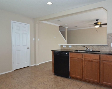 11525 Autumn Ash Dr - Photo Thumbnail 16