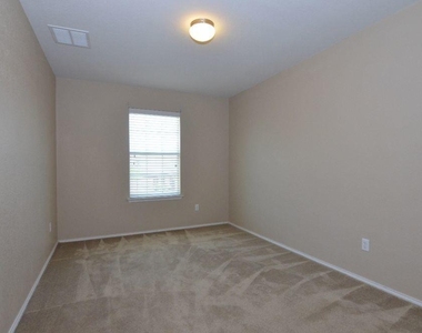 11525 Autumn Ash Dr - Photo Thumbnail 23
