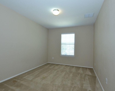 11525 Autumn Ash Dr - Photo Thumbnail 21