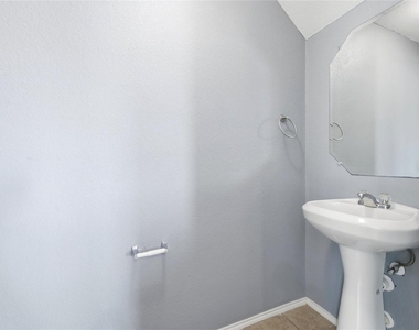 11525 Autumn Ash Dr - Photo Thumbnail 13