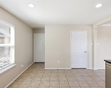 11525 Autumn Ash Dr - Photo Thumbnail 11