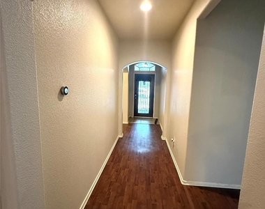 11205 Mckinney Springs Dr - Photo Thumbnail 8