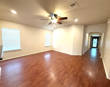 11205 Mckinney Springs Dr - Photo Thumbnail 13