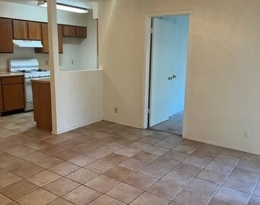 112 Verna Spur - Photo Thumbnail 3