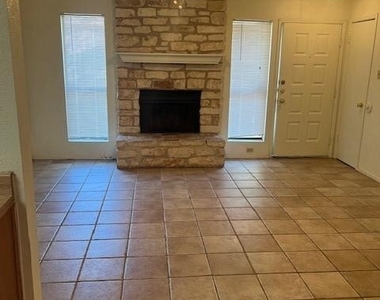 112 Verna Spur - Photo Thumbnail 12
