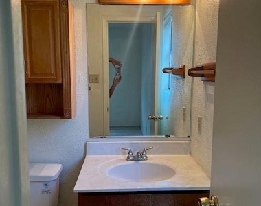 112 Verna Spur - Photo Thumbnail 14