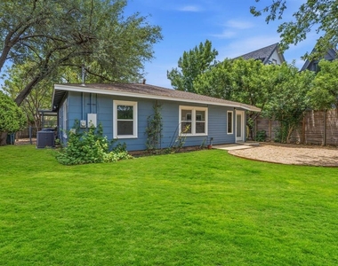 900 Stark St - Photo Thumbnail 23