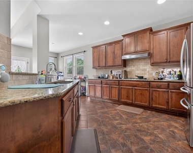 112 Latitude Ln - Photo Thumbnail 18