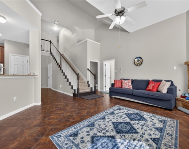 112 Latitude Ln - Photo Thumbnail 13