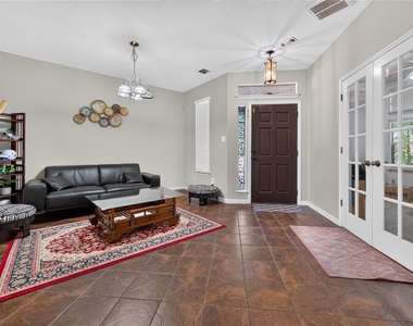 112 Latitude Ln - Photo Thumbnail 1
