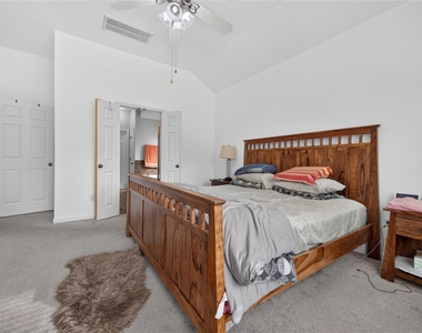 112 Latitude Ln - Photo Thumbnail 17