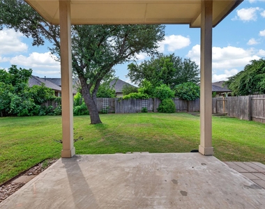 112 Latitude Ln - Photo Thumbnail 23