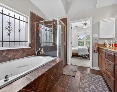 112 Latitude Ln - Photo Thumbnail 20
