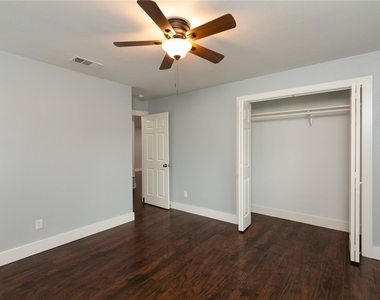1005 George St - Photo Thumbnail 18