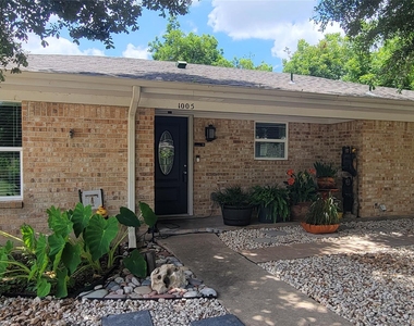 1005 George St - Photo Thumbnail 24