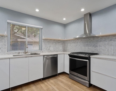 11651 River Oaks Trl - Photo Thumbnail 8