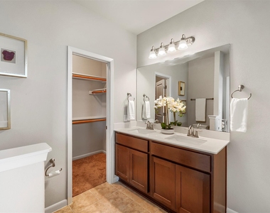 9816 Eloquence Dr - Photo Thumbnail 15