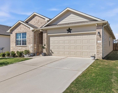 112 Rainmaker Cv - Photo Thumbnail 2