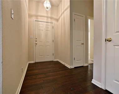 5726 Taylorcrest Dr - Photo Thumbnail 1