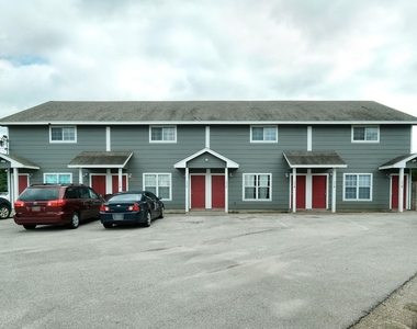 107 Castleberry Ct - Photo Thumbnail 1